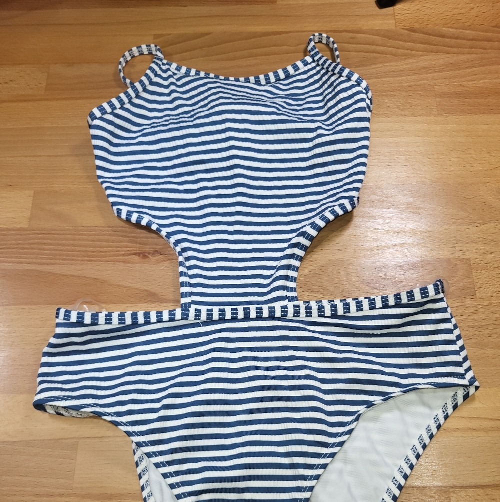 Nwt Girls Size 7 Splendid Seersucker Striped Monokini Swimuit One Piece